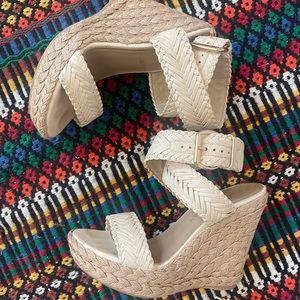 Stuart Weitzman Elixir